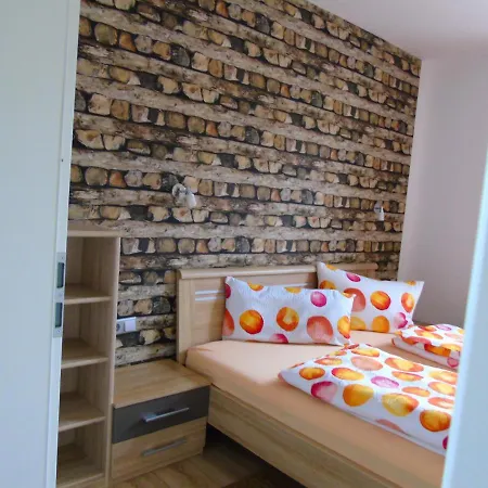 Ferien Wohnung Csilla2 Oberweid Exterior foto